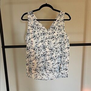 Nordstrom - Floral Sleeveless V-Neck Top